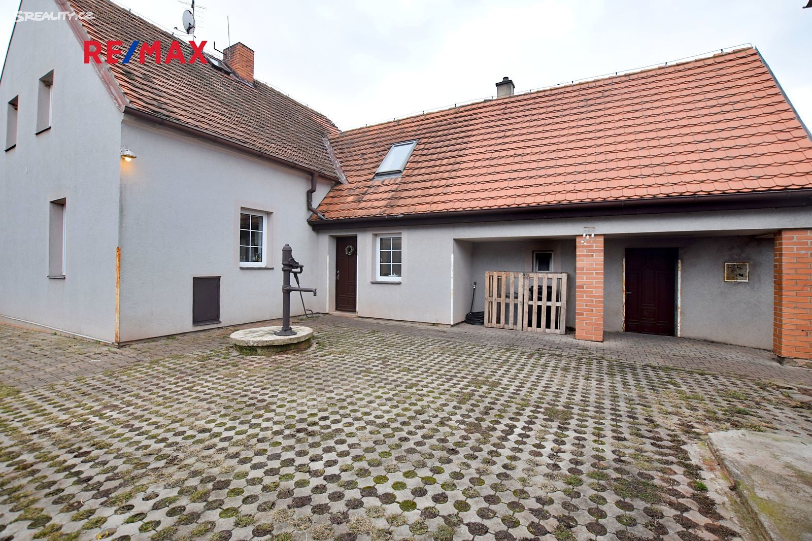 Prodej  rodinného domu 200 m², pozemek 1 457 m², Kryry - Strojetice, okres Louny