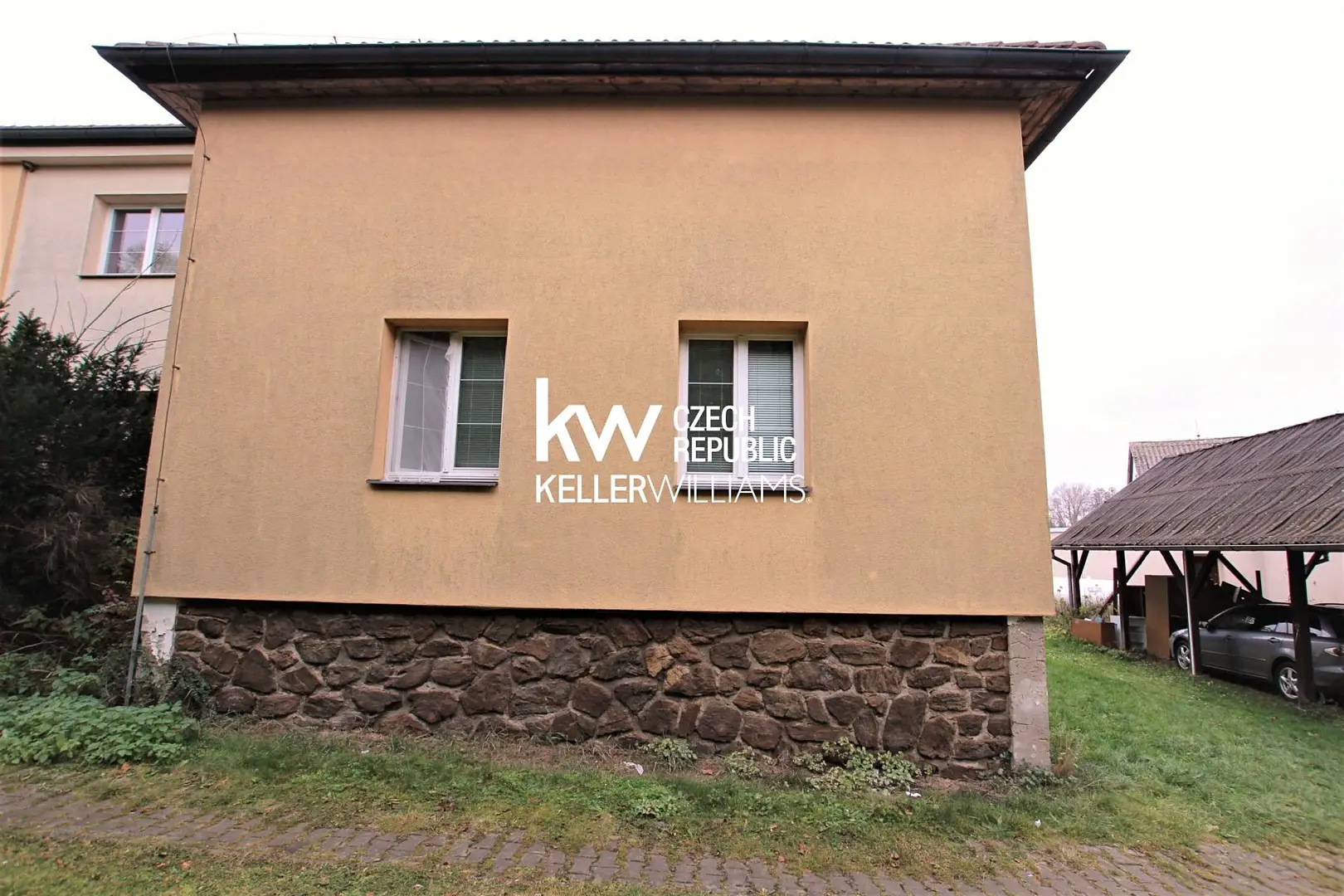Prodej  rodinného domu 895 m², pozemek 244 m², Želeč, okres Tábor