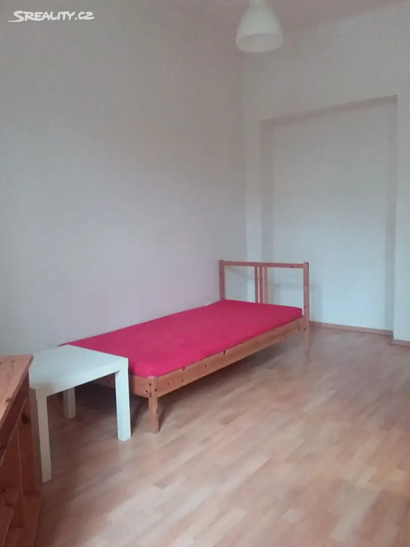 Pronájem bytu 1+1 39 m², Za Strahovem, Praha 6 - Břevnov