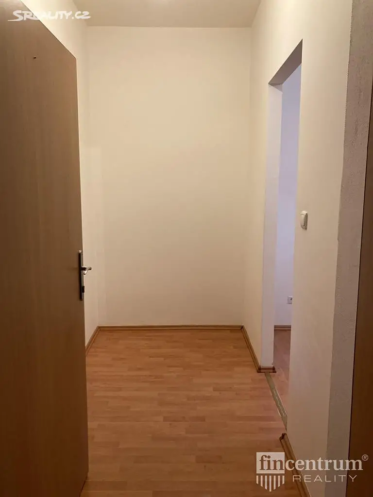 Pronájem bytu 2+1 50 m², Mikulášské náměstí, Plzeň - Východní Předměstí