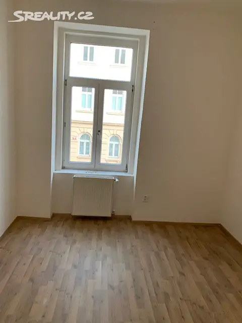 Pronájem bytu 3+1 78 m², Lindnerova, Praha 8 - Libeň