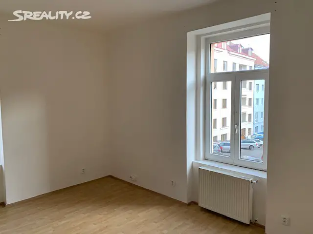 Pronájem bytu 3+1 78 m², Lindnerova, Praha 8 - Libeň