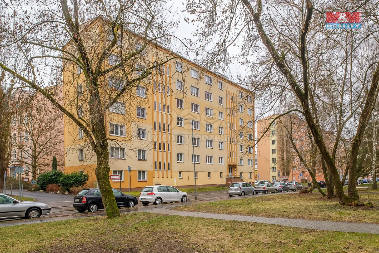 Prodej bytu 1+1 37 m², Krymská, Karlovy Vary