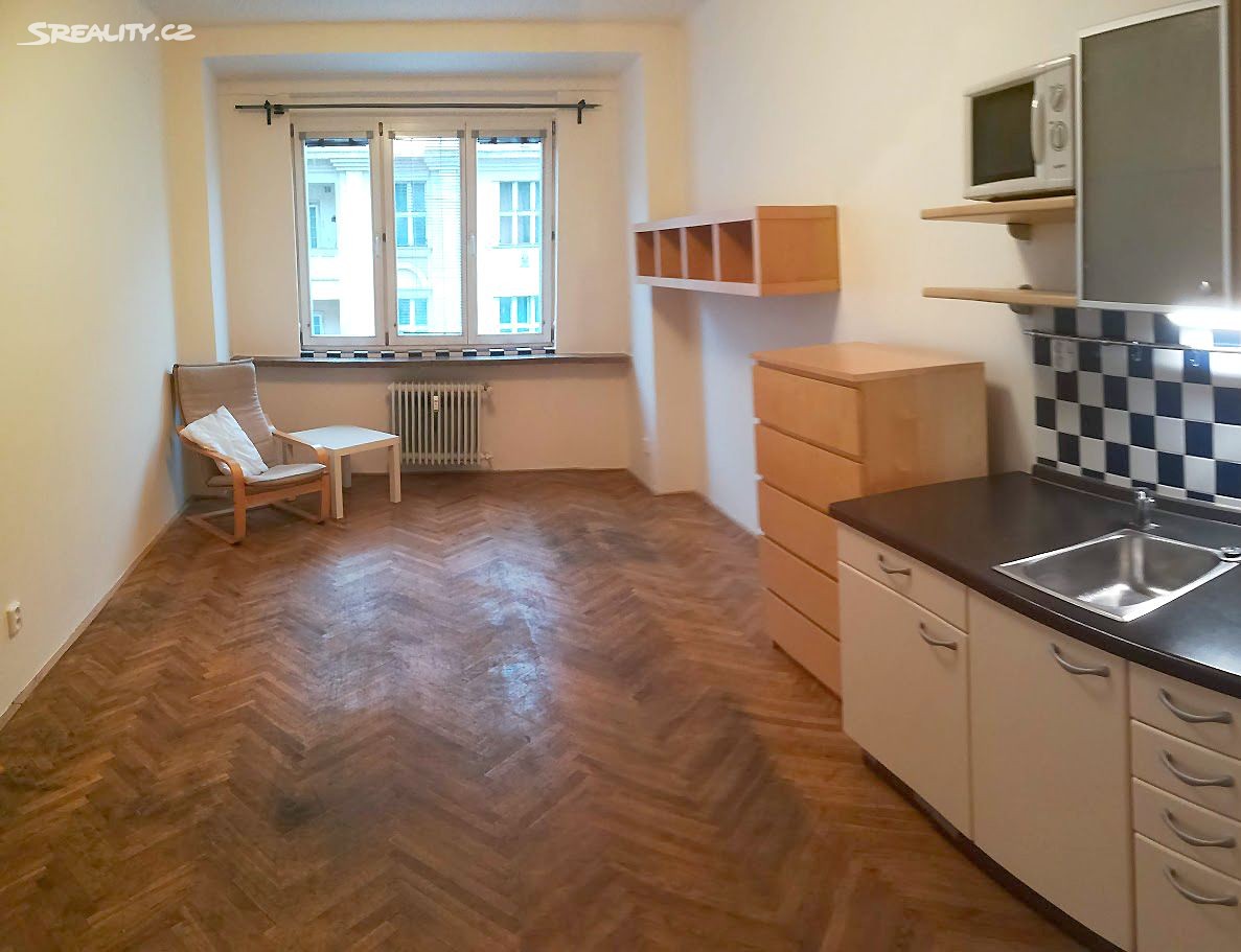 Pronájem bytu 1+kk 29 m², Baranova, Praha 3 - Žižkov