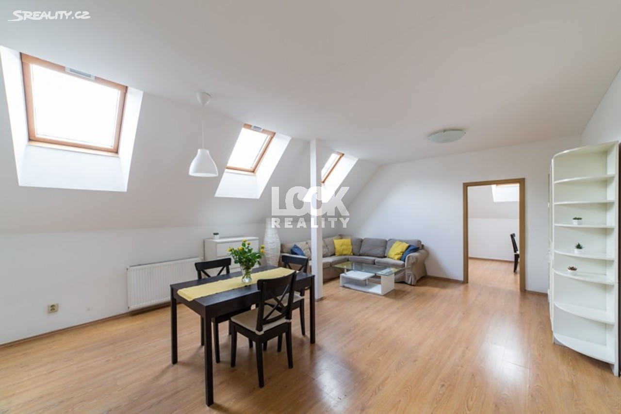 Pronájem bytu 2+kk 70 m², Jirsíkova, Praha 8 - Karlín