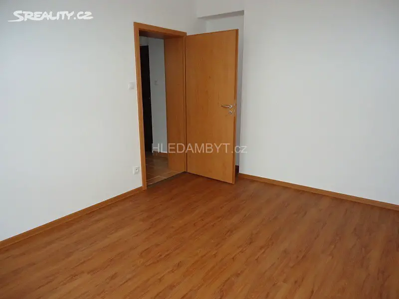 Pronájem bytu 2+kk 51 m², Na Veselí, Praha 4 - Nusle