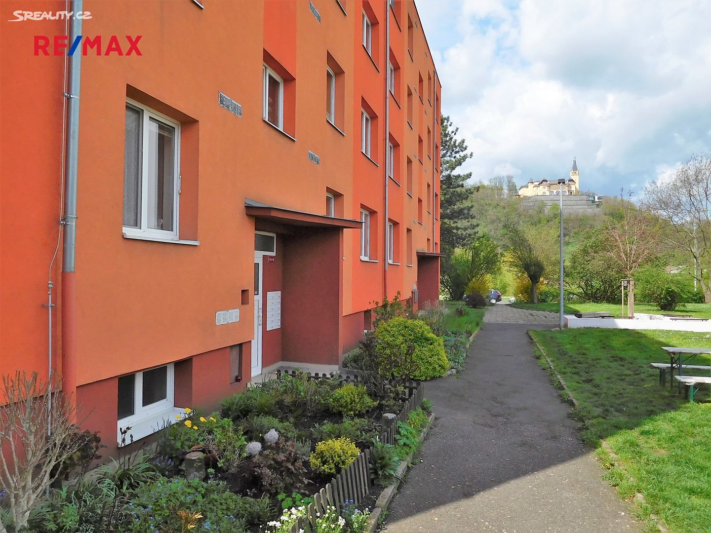 Pronájem bytu 2+kk 52 m², Na Pile, Ústí nad Labem - Střekov