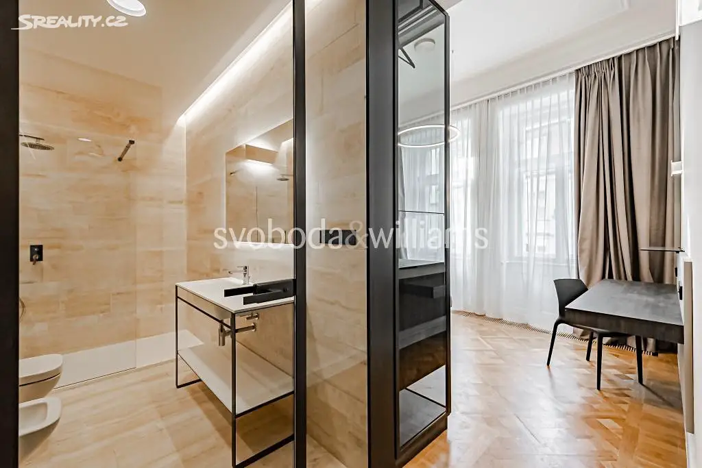 Prodej bytu 4+1 136 m², Melantrichova, Praha 1 - Staré Město