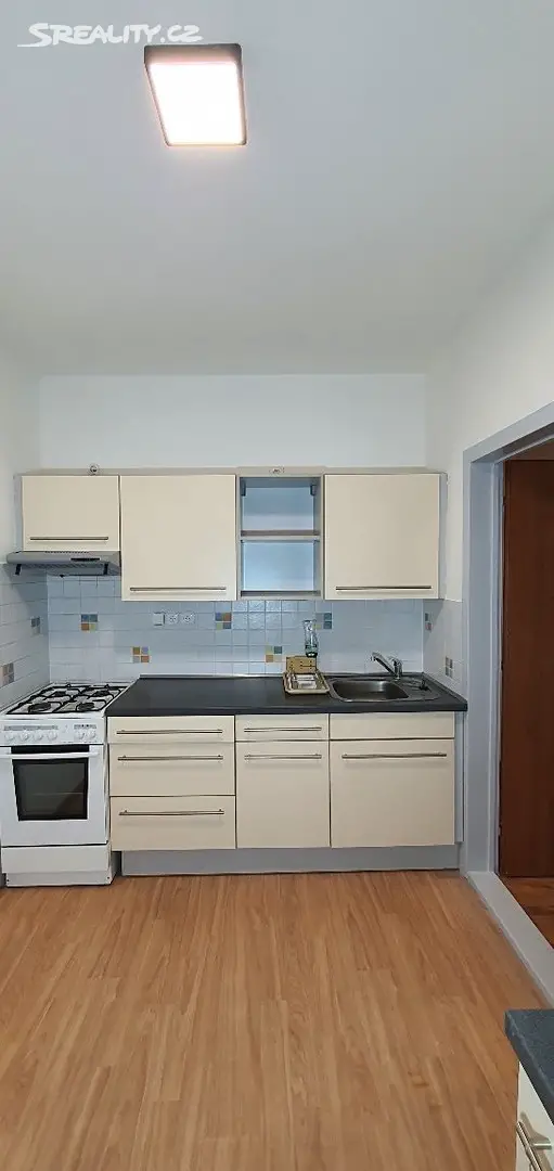 Pronájem bytu 2+1 42 m², Pod Senovou, Šumperk