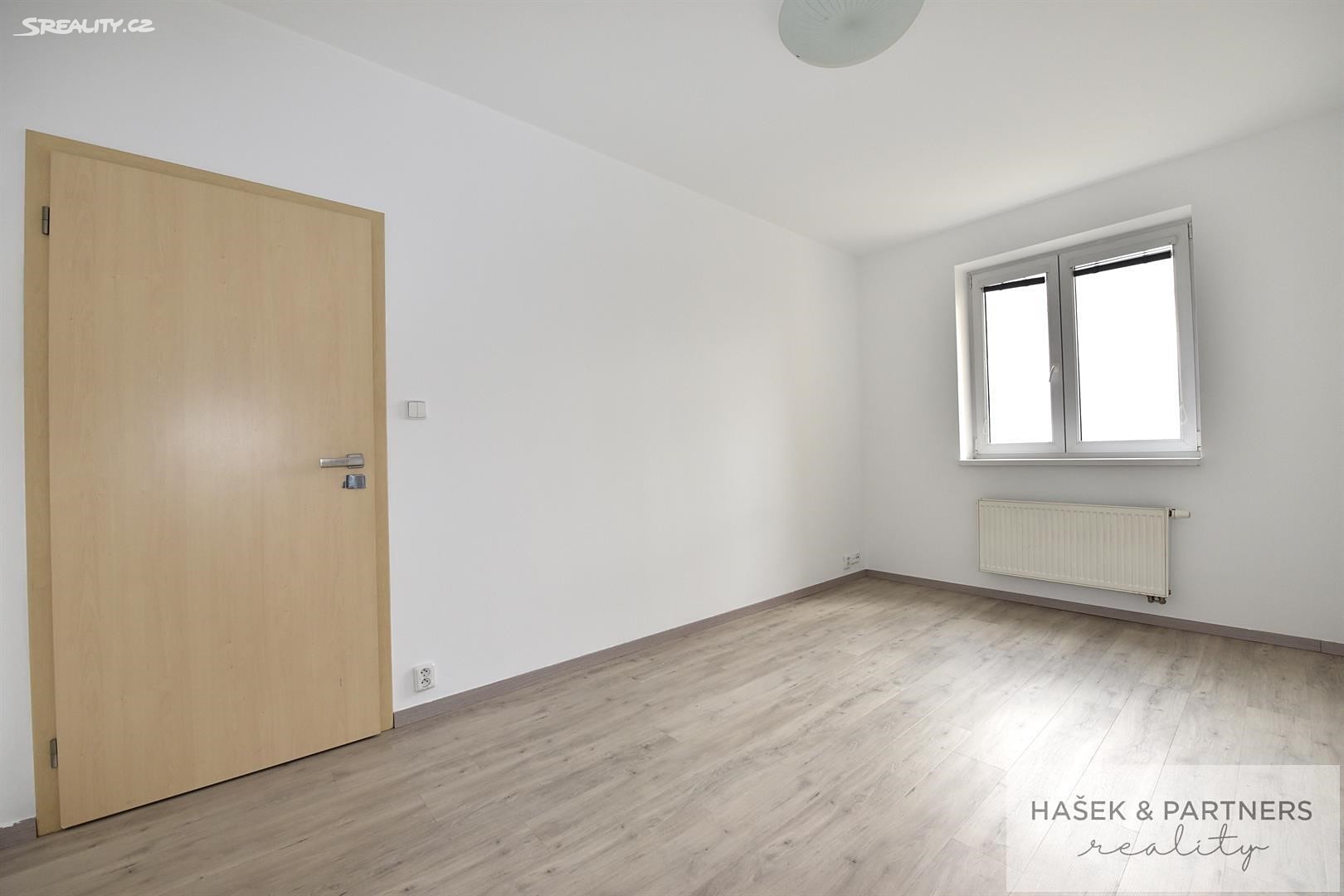 Prodej bytu 3+kk 60 m², náměstí Přátelství, Praha 10 - Hostivař