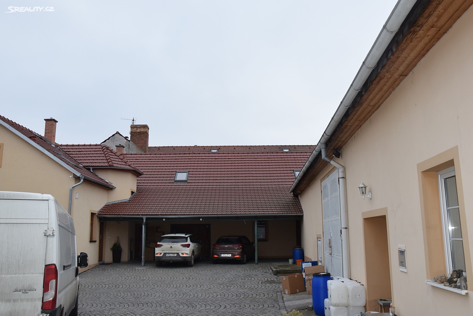 Prodej  rodinného domu 500 m², pozemek 1 581 m², Božkovské náměstí, Plzeň - Božkov