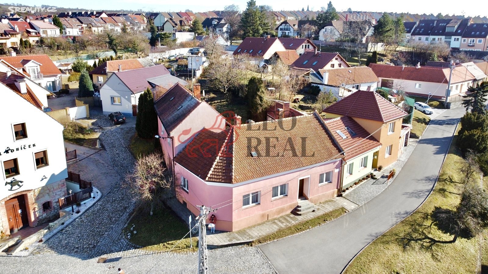 Prodej  rodinného domu 310 m², pozemek 658 m², 1. máje, Uherské Hradiště - Mařatice