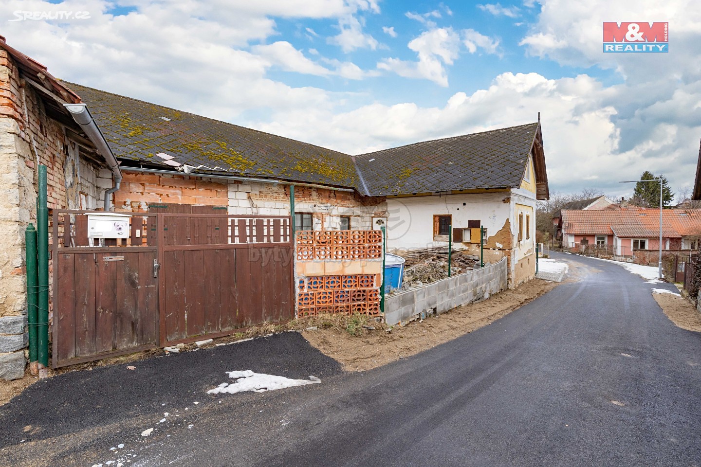 Prodej  rodinného domu 349 m², pozemek 216 m², Volenice, okres Příbram