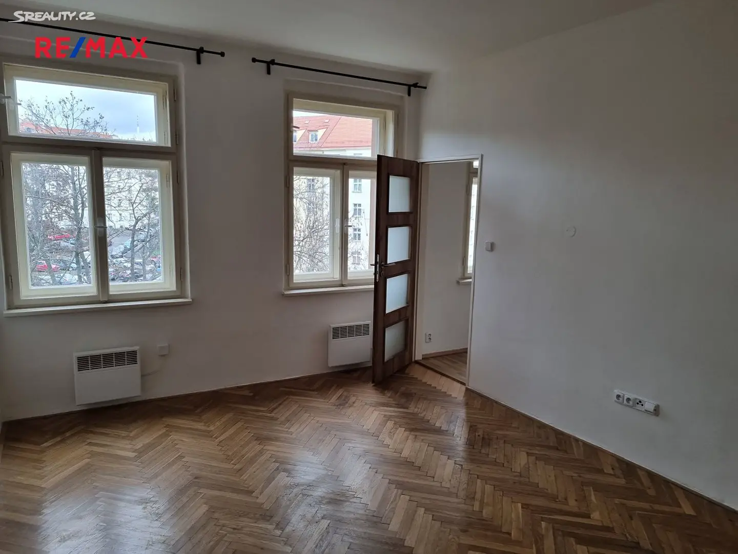 Pronájem bytu 1+1 30 m², Sekaninova, Praha 2 - Nusle
