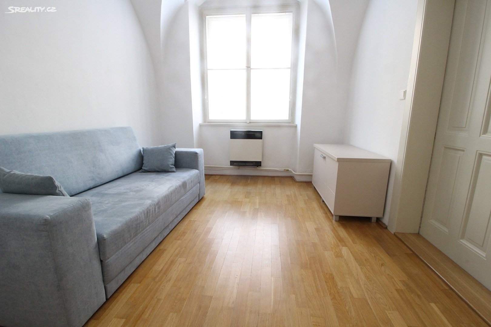 Pronájem bytu 2+1 65 m², Nebovidská, Praha 1 - Malá Strana