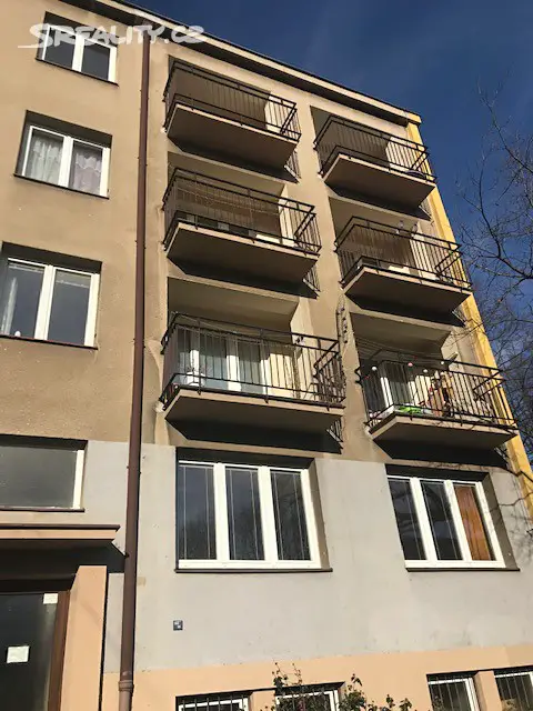 Pronájem bytu 2+1 52 m², Na Petřinách, Praha - Praha 6