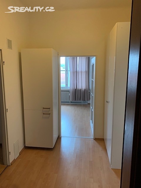 Pronájem bytu 2+1 60 m², Provaznická, Praha 1 - Staré Město