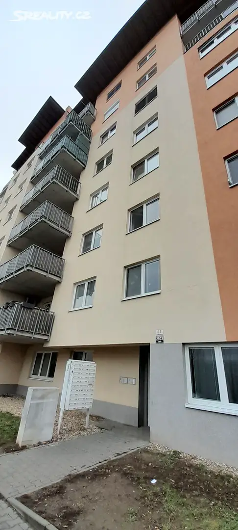 Pronájem bytu 2+kk 65 m², Sedláčkova, Brno - Líšeň