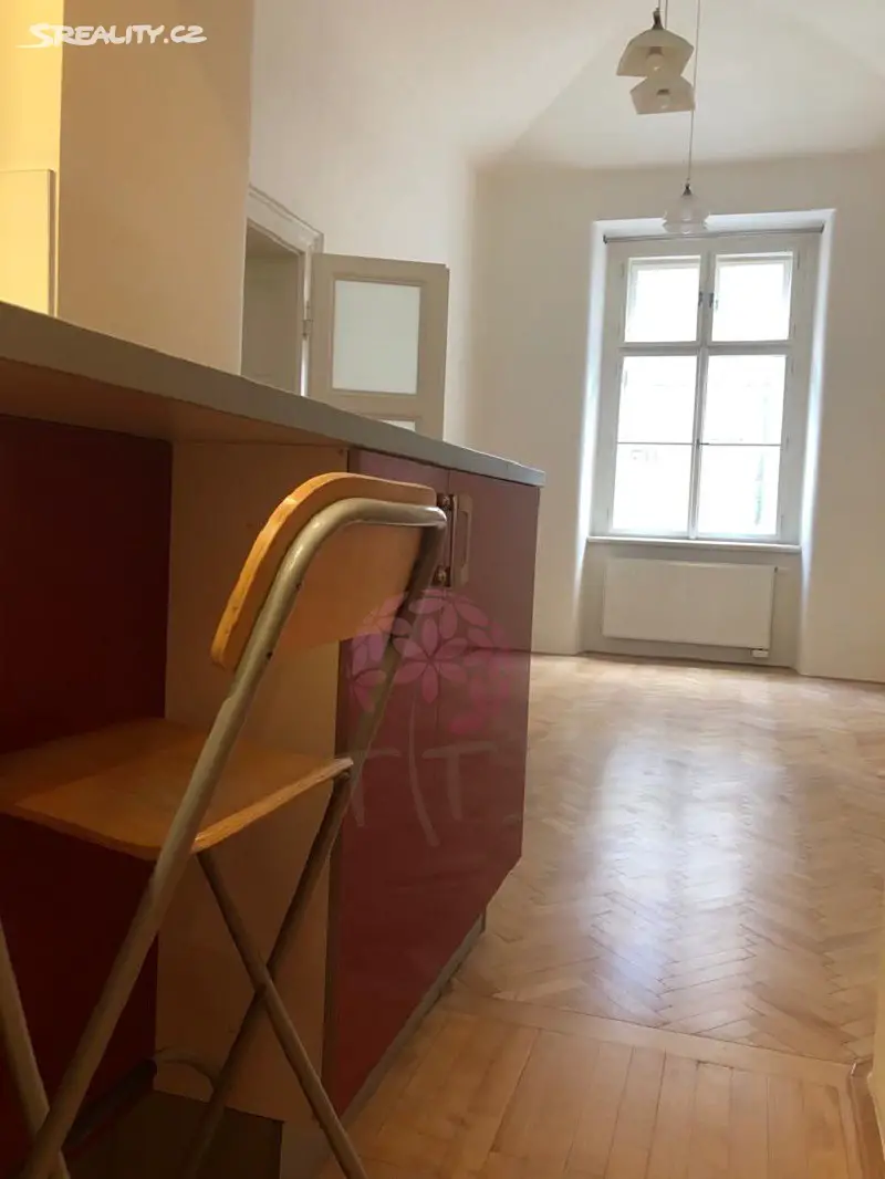 Pronájem bytu 3+kk 76 m², Perlová, Praha 1 - Staré Město
