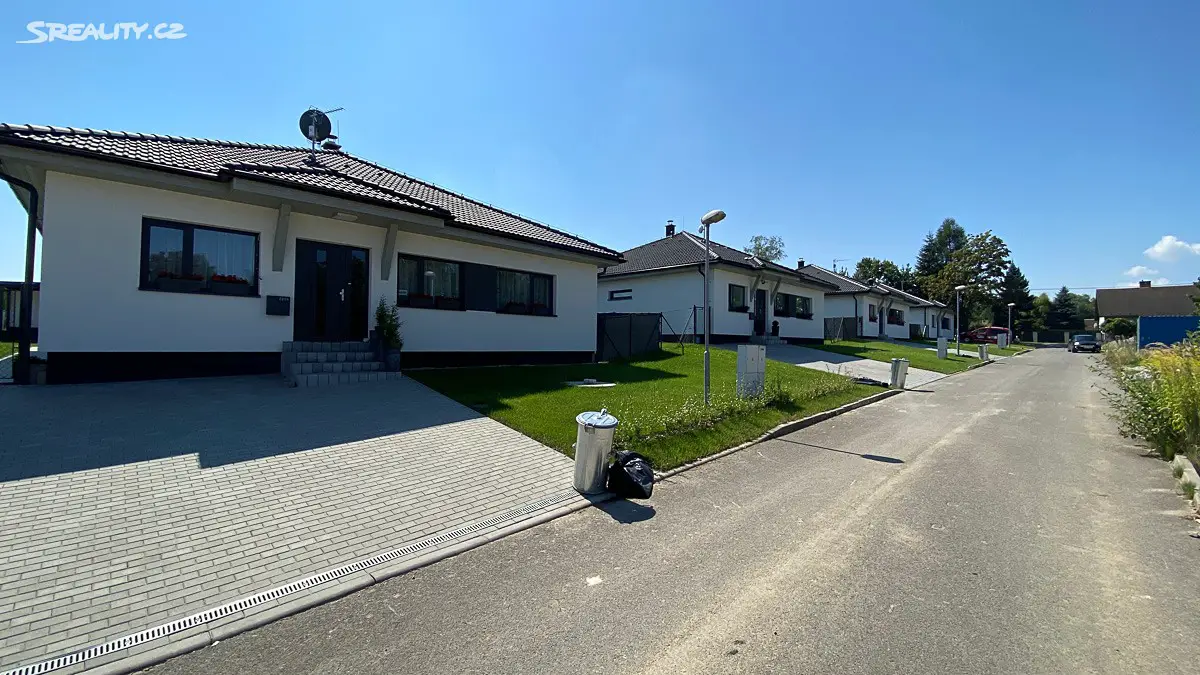 Pronájem  rodinného domu 128 m², pozemek 700 m², Na Vyhlídce, Petřvald