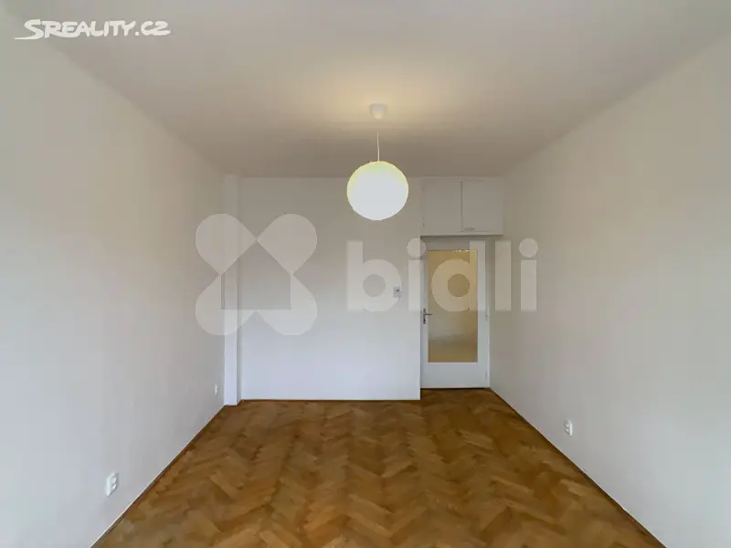 Pronájem bytu 2+1 57 m², Petrohradská, Praha 10 - Vršovice