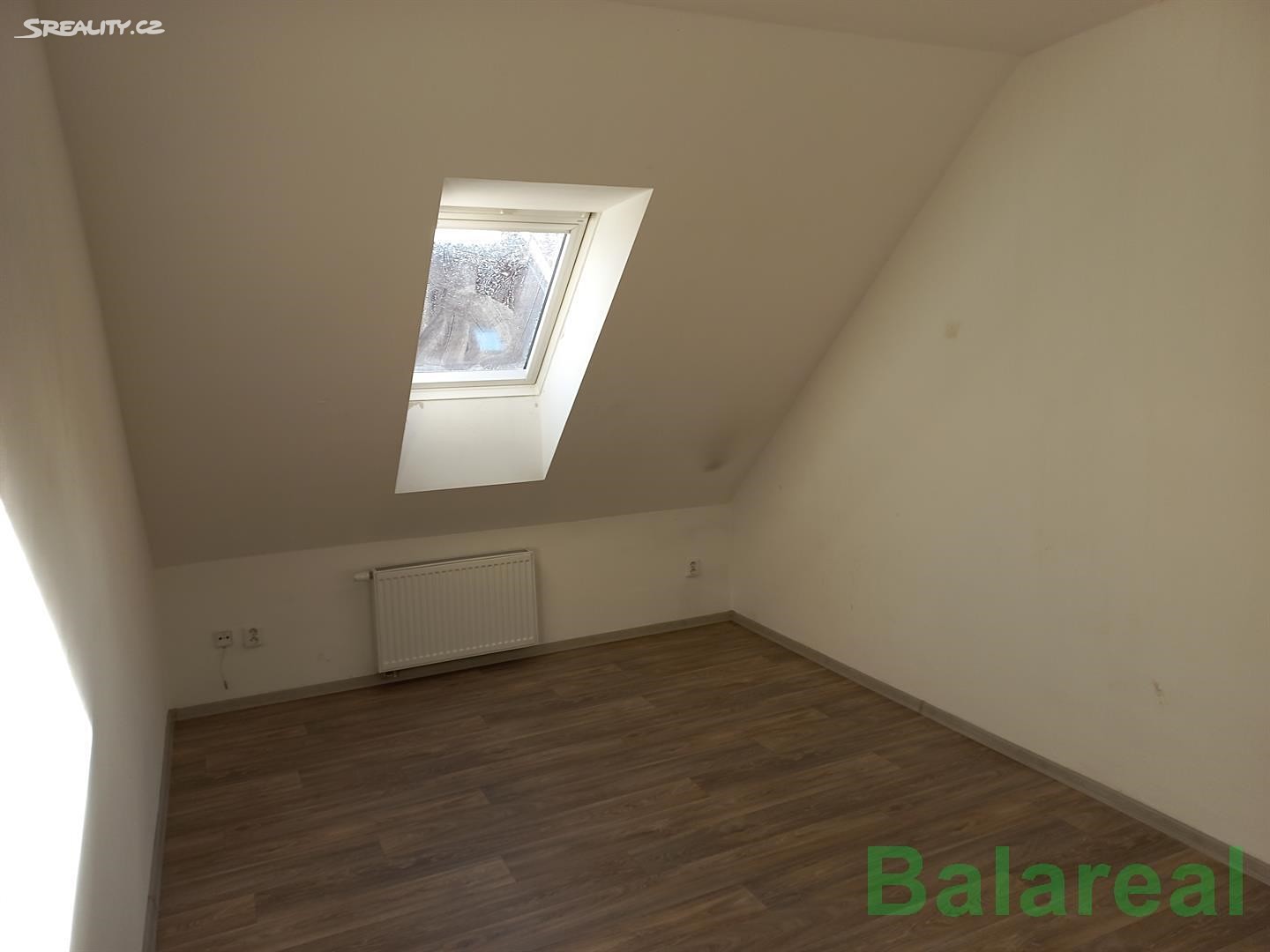 Pronájem bytu 4+kk 108 m² (Podkrovní), Husova, Slavkov u Brna