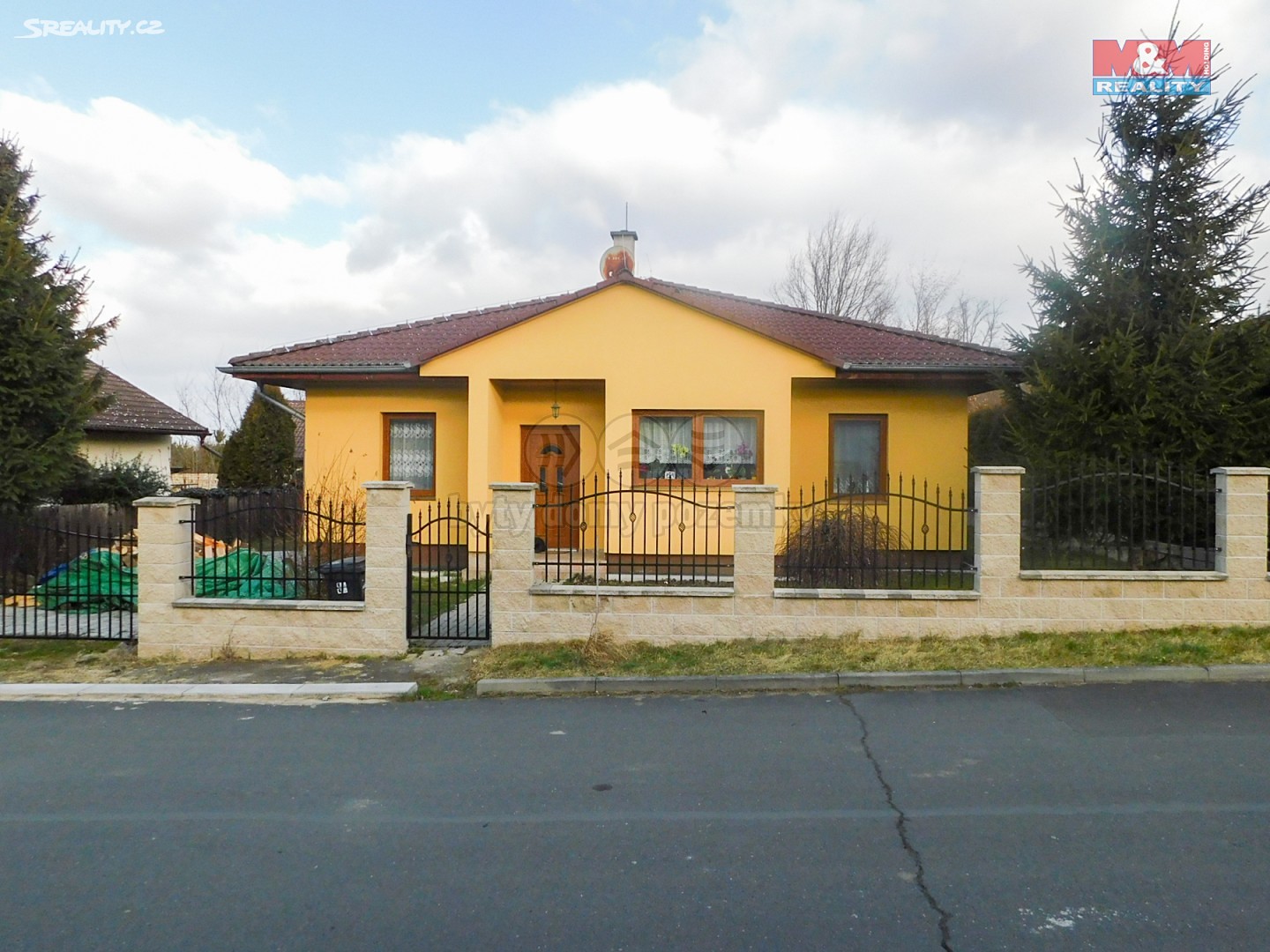 Prodej  rodinného domu 140 m², pozemek 460 m², Chodouny, okres Litoměřice