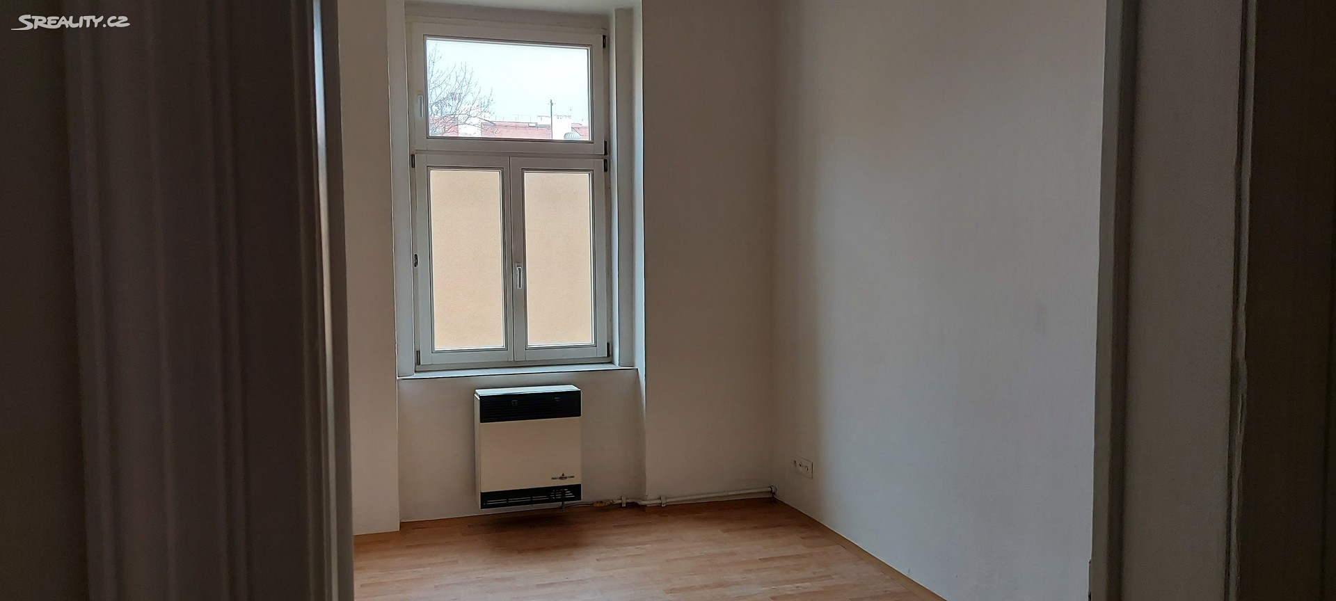 Pronájem bytu 1+1 40 m², Táborská, Praha 4 - Nusle