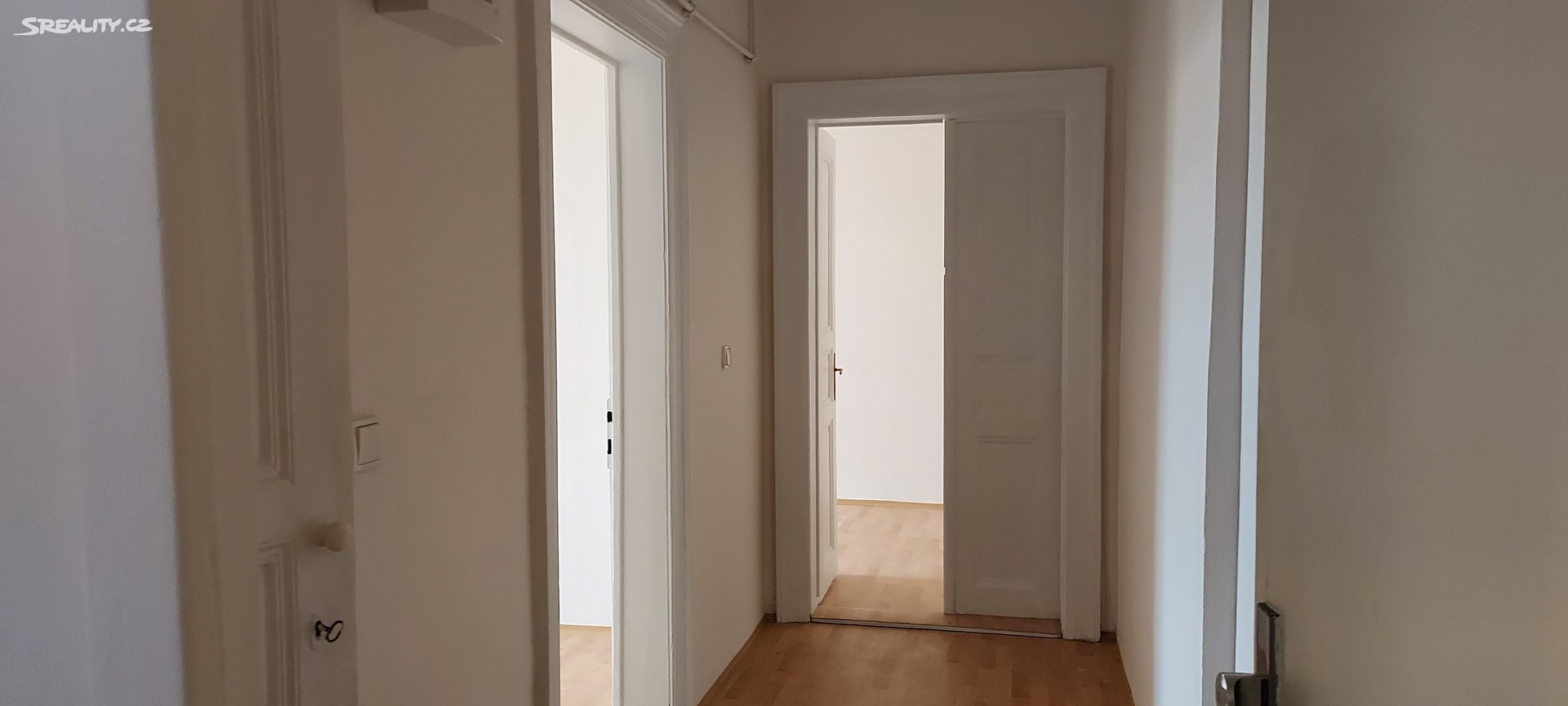 Pronájem bytu 1+1 40 m², Táborská, Praha 4 - Nusle