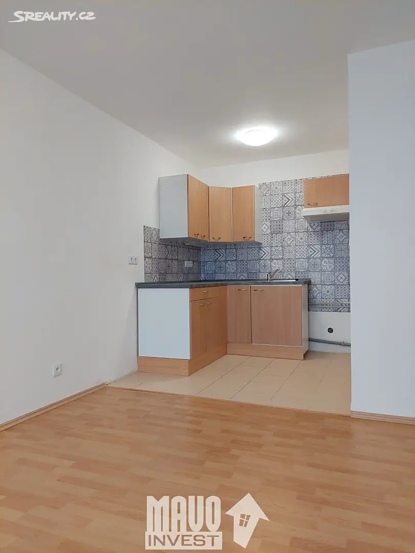 Pronájem bytu 2+kk 46 m², Na Rybníčku, Unhošť