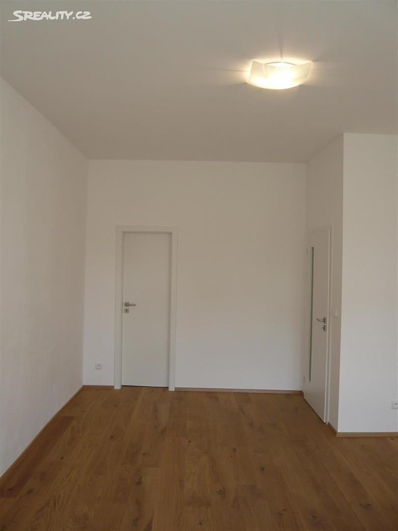Pronájem bytu 3+1 112 m², Sokolovská, Praha 8 - Karlín