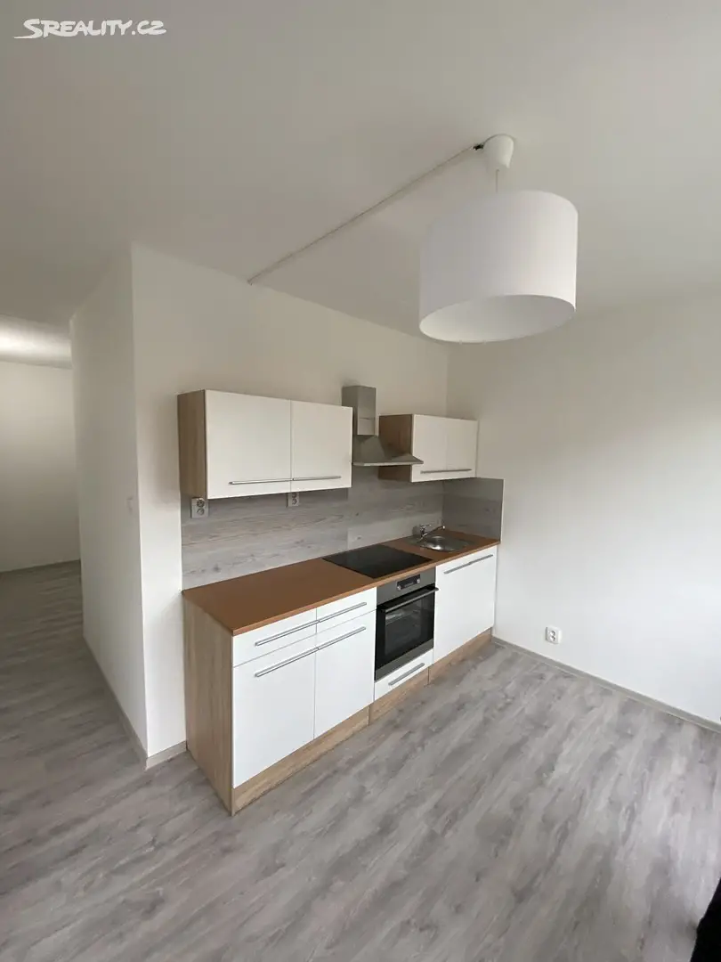 Prodej bytu 4+1 88 m², Bavlnářská, Semily - Podmoklice