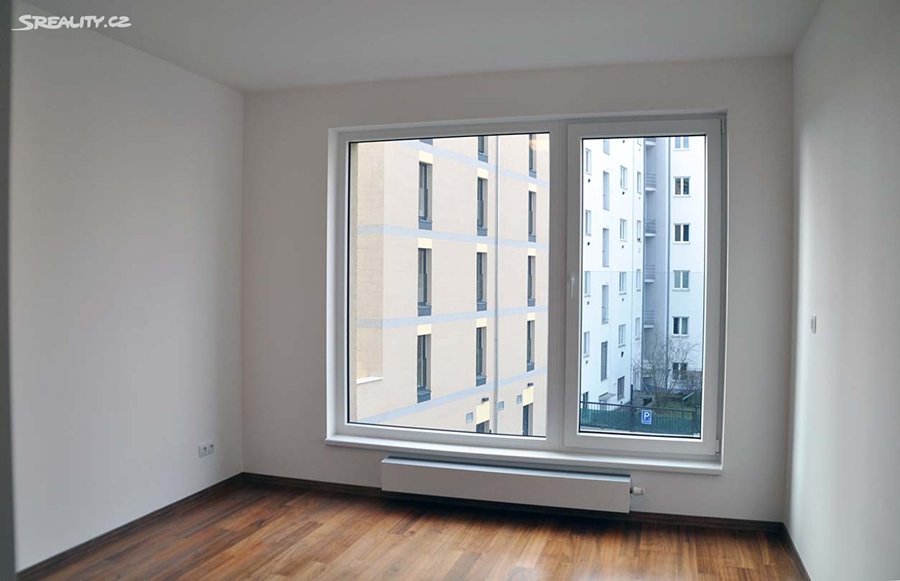 Pronájem bytu 2+kk 59 m², U Plynárny, Praha 10 - Michle