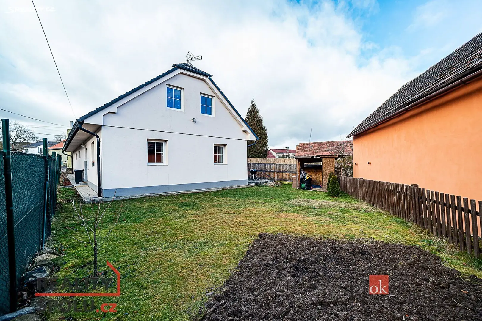 Prodej  rodinného domu 181 m², pozemek 263 m², Macháčkova, Cerhovice - Třenice