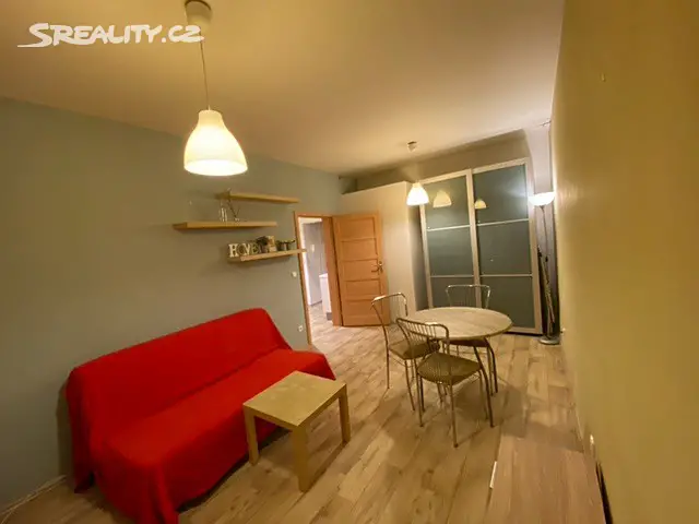 Pronájem bytu 2+1 40 m², Slovinská, Praha 10 - Vršovice