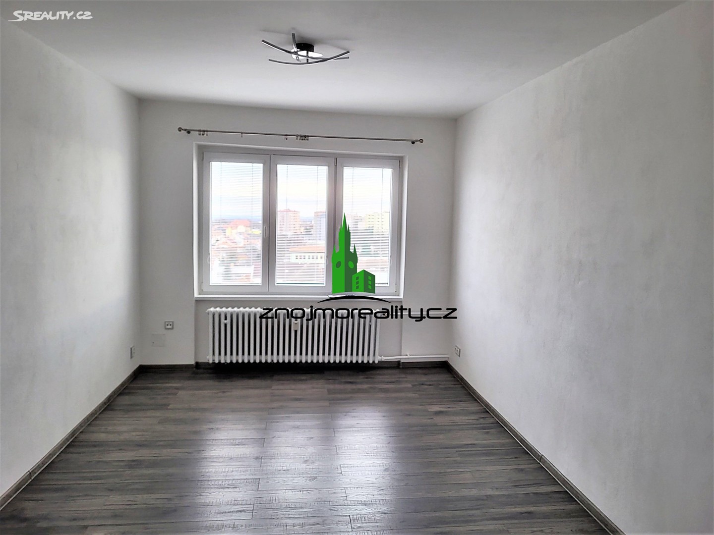 Pronájem bytu 2+1 51 m², Pražská sídl., Znojmo