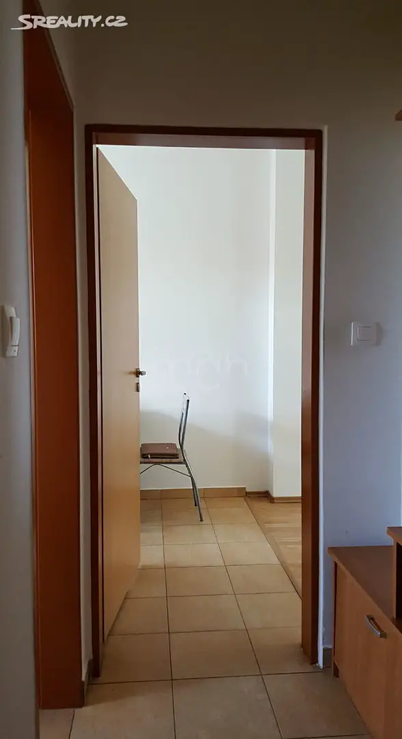 Pronájem bytu 2+kk 45 m², Dlouhá, Karlovy Vary - Stará Role