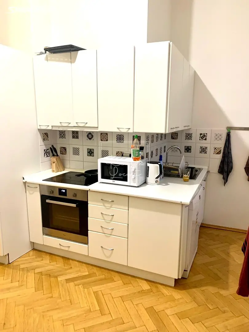 Pronájem bytu 3+1 90 m², Budečská, Praha 2 - Vinohrady