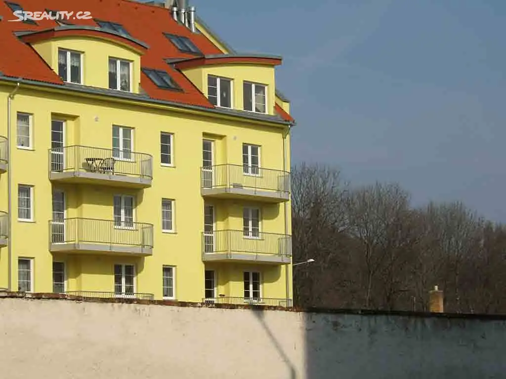 Pronájem bytu 3+kk 77 m², Františka Kadlece, Praha 8 - Libeň