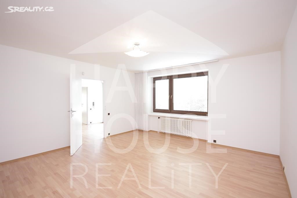 Pronájem  vícegeneračního domu 240 m², pozemek 430 m², U propusti, Praha 4 - Lhotka