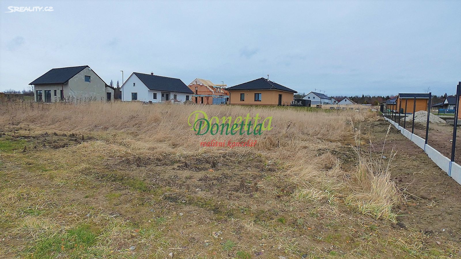 Prodej  stavebního pozemku 1 206 m², Dříteč, okres Pardubice