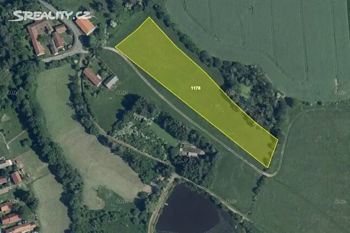 Prodej  pozemku 8 765 m², Rašovice, okres Kutná Hora