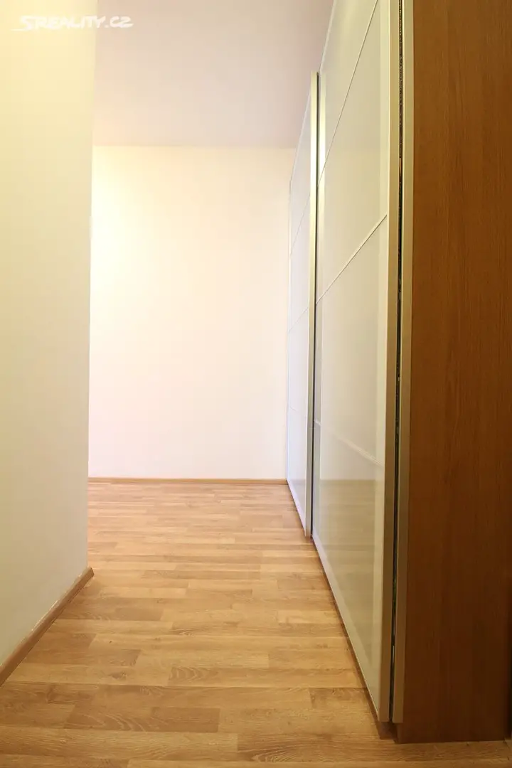 Pronájem bytu 2+kk 59 m², Rýnská, Praha 9 - Čakovice