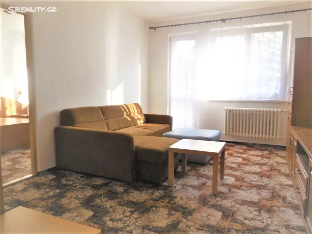 Pronájem bytu 3+1 68 m², třída Svobody, Zlín - Malenovice