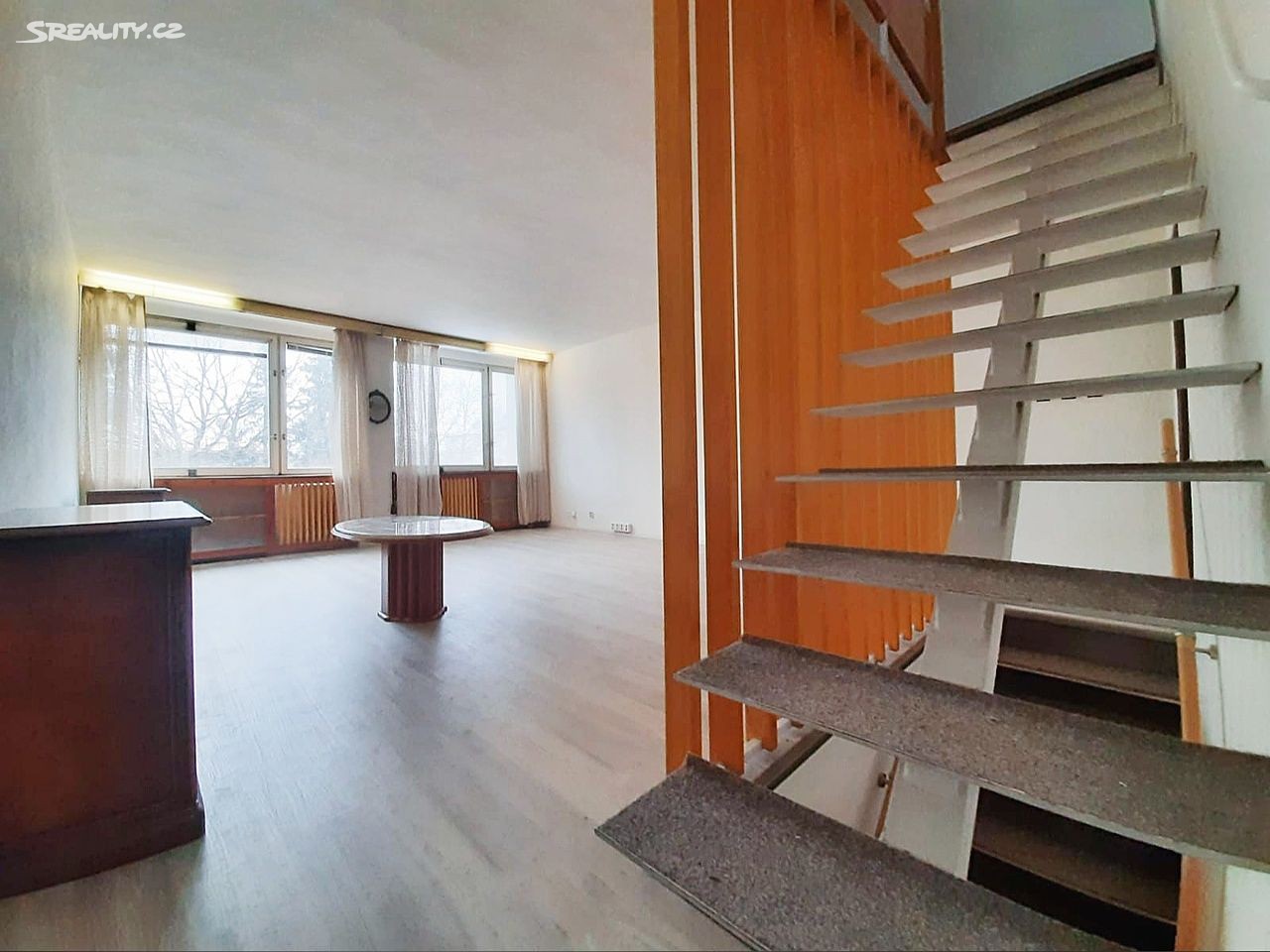 Pronájem  rodinného domu 180 m², pozemek 230 m², Modřínová, Praha 8 - Kobylisy