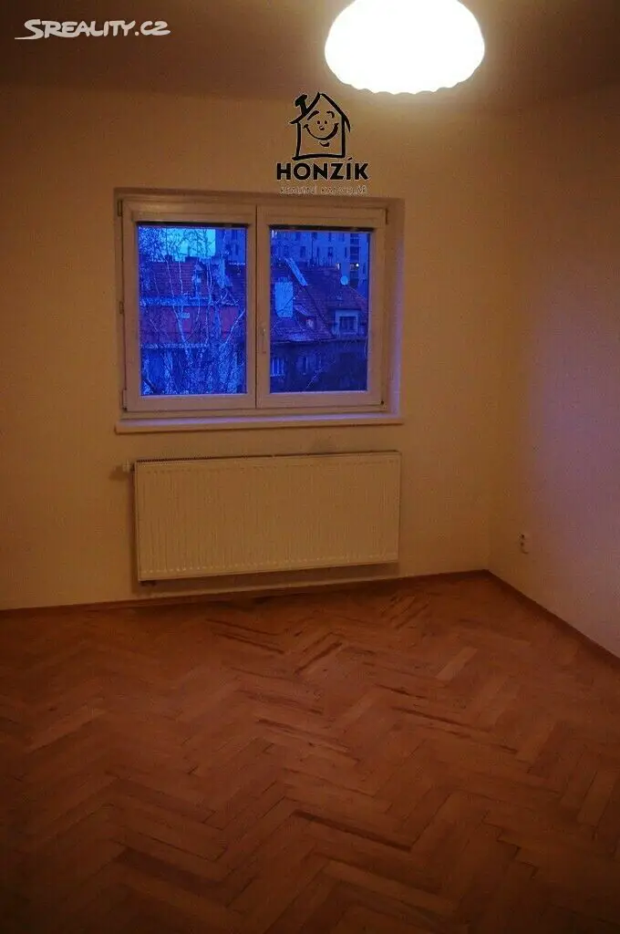 Prodej bytu 2+1 53 m², V Rovinách, Praha 4 - Podolí