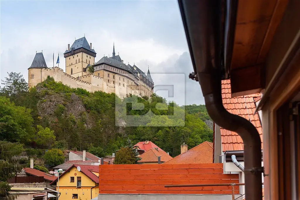 Karlštejn, okres Beroun