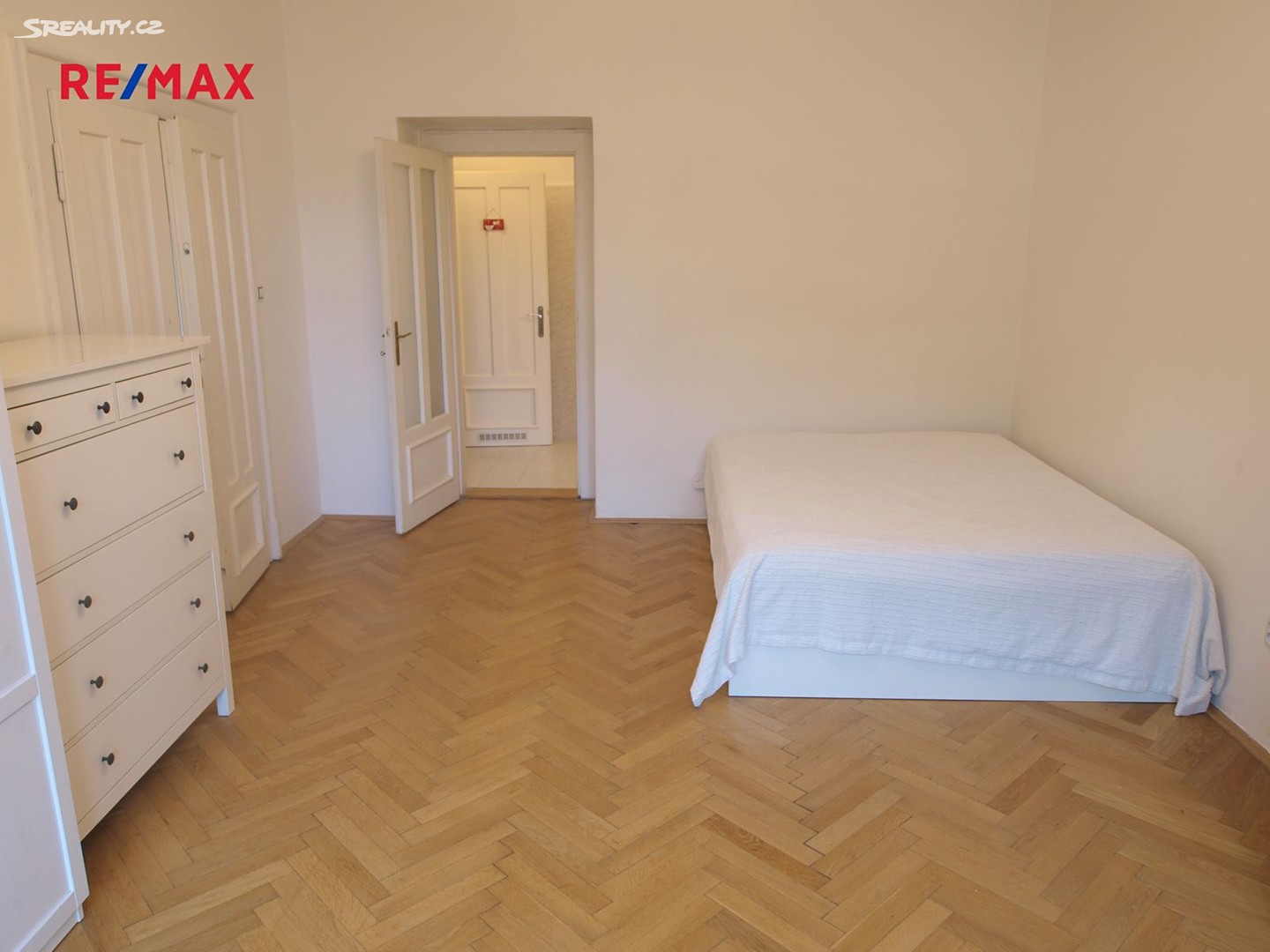 Pronájem bytu 2+1 85 m², Buzulucká, Praha 6 - Dejvice
