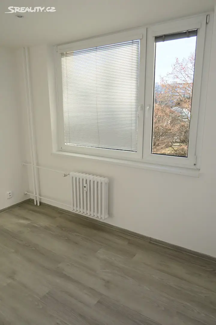 Pronájem bytu 2+kk 32 m², Ulička, Brno - Kohoutovice