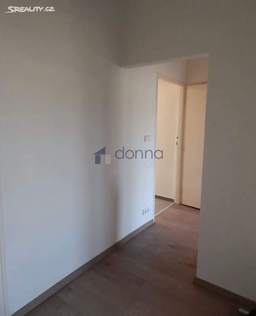 Pronájem bytu 3+1 85 m², Kolbenova, Praha 9 - Vysočany